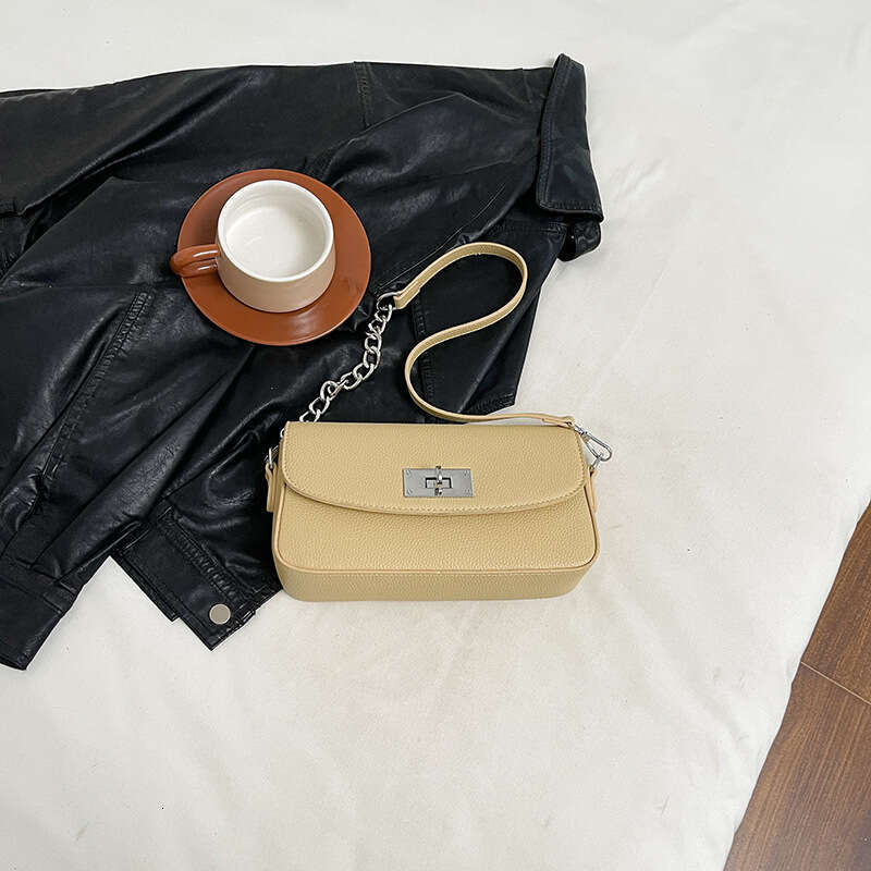 2025 Summer New Underarm for Women Fashionable Trendy Shoulder Casual Crossbody High-Value Small Square Bag