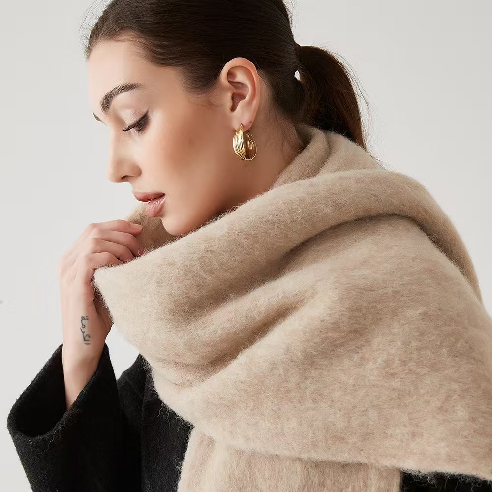 T971 autumn and winter new wool seahorse scarf female all-match high-end wear nude pink neckband European and American solid color shawl