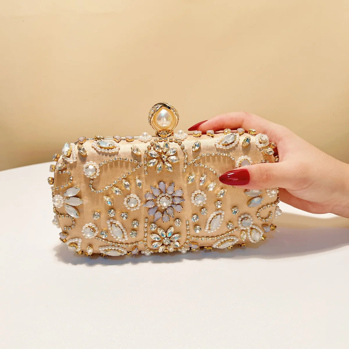 Vintage Style Embroidery Satin Evening Bags Rhinestones Party Small Clutch Handbags Metal Pearl Diamonds Flap Golden Purse 250614