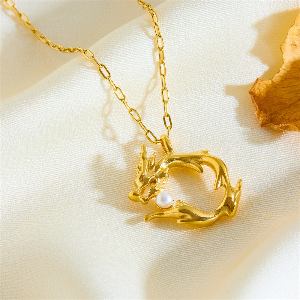 Fashion Light Personality Pearl Dragon Totem Necklace for Women High-end Design Titanium Steel Non-fading Jewelry