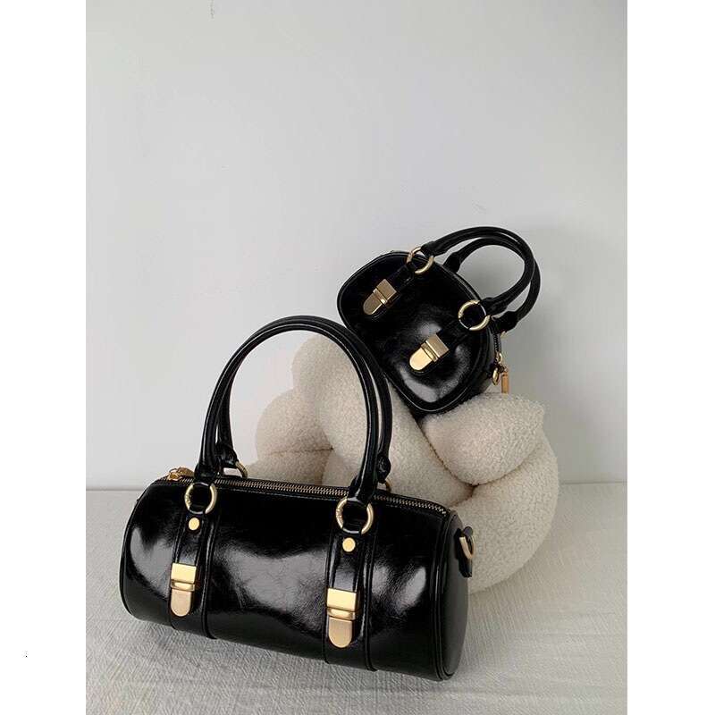 for Handheld Women Boston 2024 Spring Summer New High-end Oil Wax Leather Pillow Single Shoulder Crossbody Bag