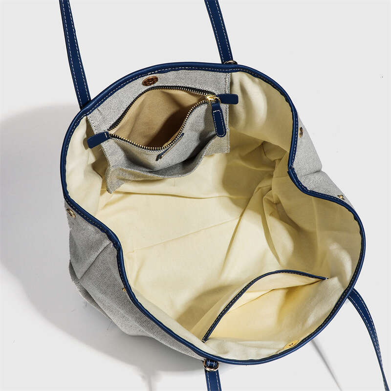 Canvas 2025 New Casual Tote Fashion Versatile Shoulder Handbag Women Shopping Large Capacity Bag