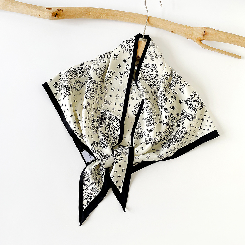 K1029 Korean retro silk scarf head wrap women thin triangle scarf silk scarf decorative fart curtain twill diamond scarf fashion shawl summer