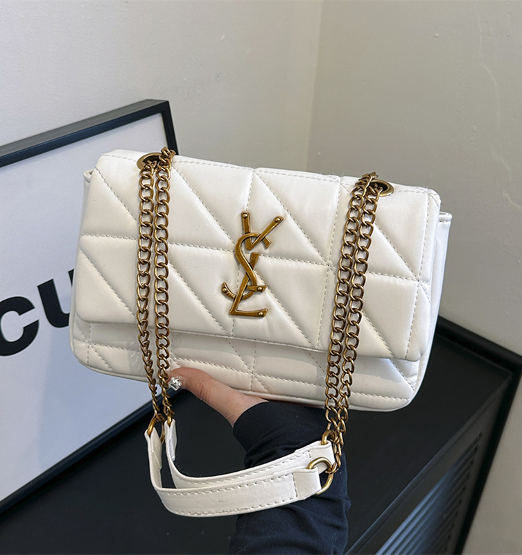 Free shipping designer bag for women 2025 new Korean version soft leather diamond grid small fragrant style versatile fashion temperament black