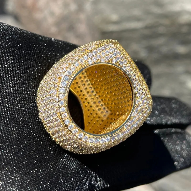 Fashion Mens Gold Color Ring for Party Wedding Full Bling Iced Out Cubic Micro Paved CZ Crystal Hip Hop Rings Jewelry 250610
