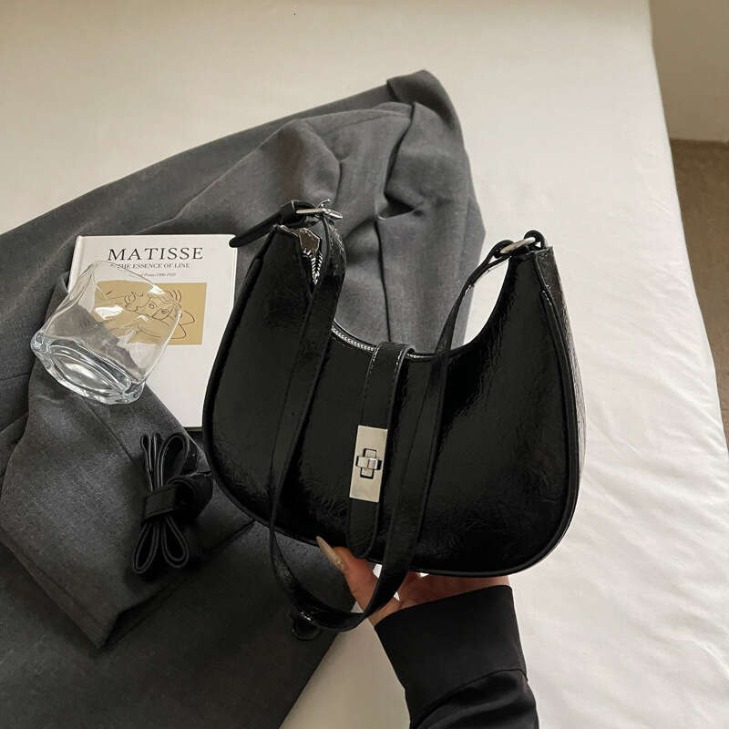 High-Quality Niche Fashion 2025 New Women's Summer Trend Crossbody Shoulder Underarm Bag