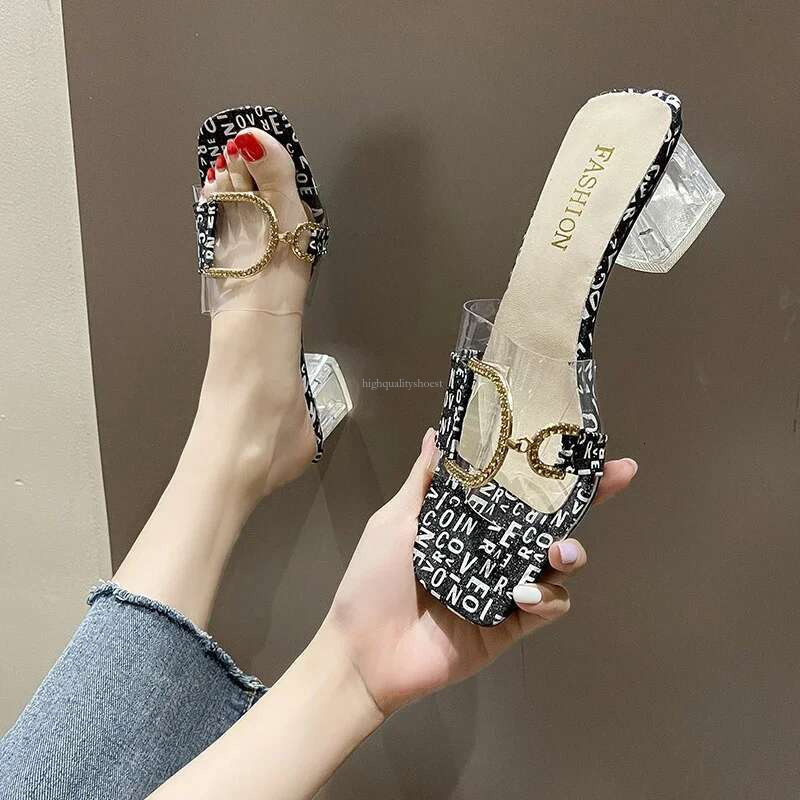 2025 Summer New Crystal Transparent Women s Middle Heel Comfortable Sandals Women s Shoes Fashion Designer Trendy Cool Letter Slippers One Line Drag