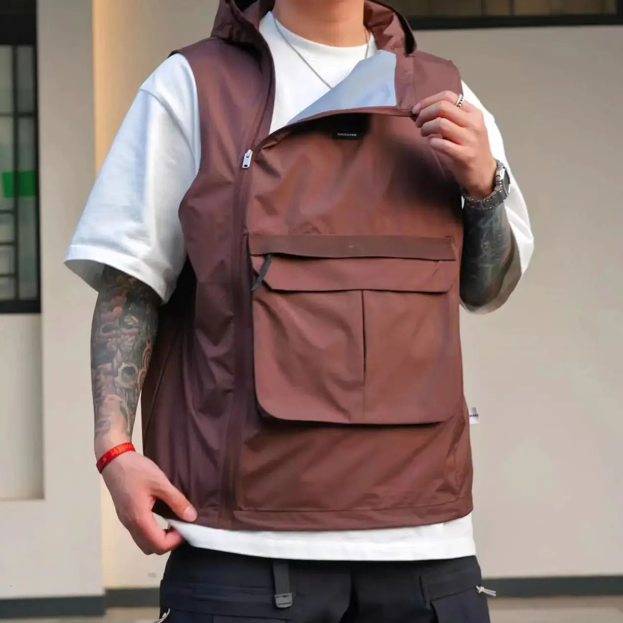 Functional Style Men Hooded Vest Large Pocket Zipper Sleeveless Coat Fashion Sports Tank Tops Vintage Casual Hoodie Streetwear 250614