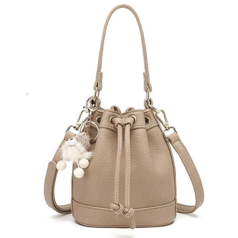 2025 Summer New High-Value Women's Crossbody Casual Shoulder Fashion Bucket Bag