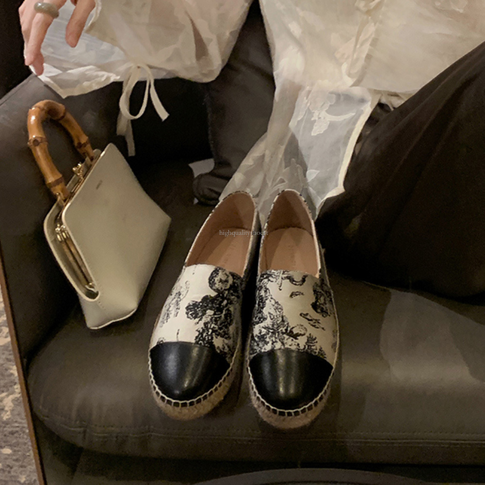 Round Headed Xiaoxiang Woven Fashionable Designer Slippers Casual Beach Vacation Single Shoes Thick Soled Fisherman Women s Shoes 2025 New Item