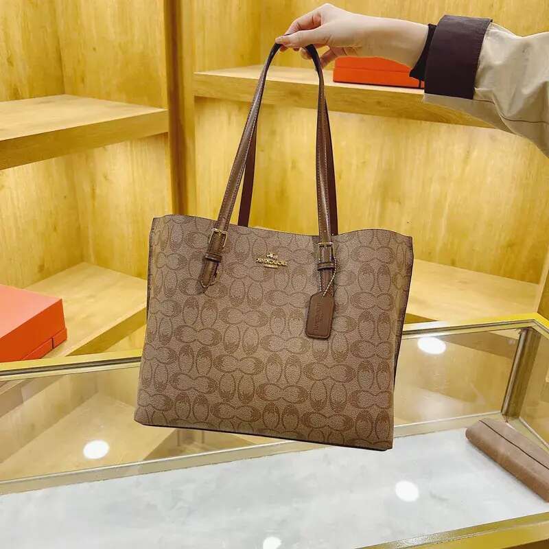 Designer Bag Shoulder Bag Luxury Free Shipping New Fashionable High End Texture Printed Large Capacity Tote Crossbody Luxury Bag For Womens