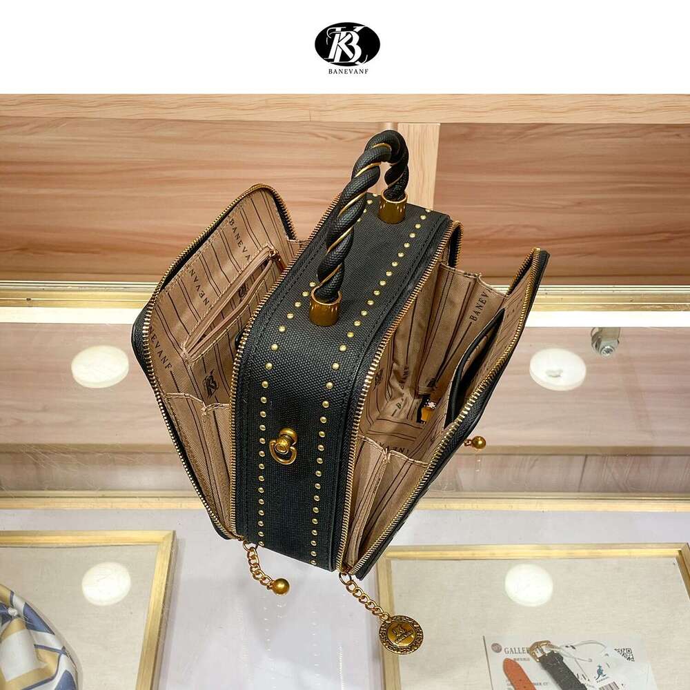 Princess 2024 New High-End Genuine Leather Embroidered Box for Women Handbag Shoulder Crossbody Bag