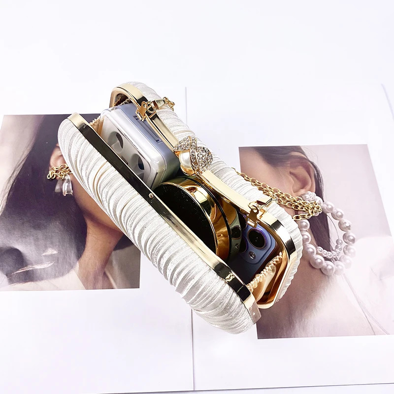 Cross border Product High Quality Celebrity Dinner Pearl Handheld Bag Fashion Literary Leisure Chinese Small Square Bag 250614