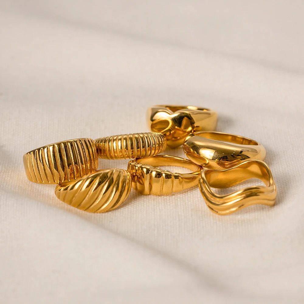 Youthway 18K Gold Plated Stainless Steel Geometric Fashion Ring Waterproof Anti Allergic colorfast Fashion Jewelry Unisex 250610