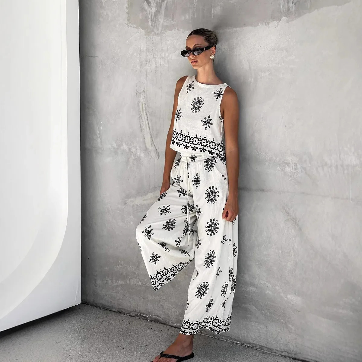 Casual Fashion Womens Sleeveless Top And Wide Leg Pants Set 2025 CrossBorder Print Womens Clothing Ensemble Linen Material 250609