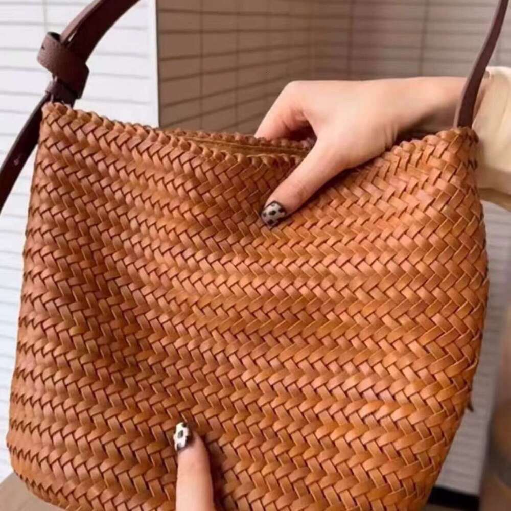 Handwoven Tote for Women 2025 New Trend High-end Large Capacity Commuter Shoulder Crossbody Bucket Bag