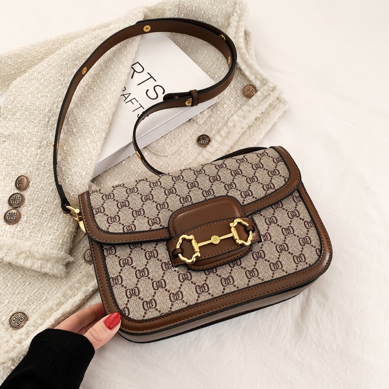 2025 free shipping designer luxury women's new fashionable temperament printed small square bag saddle bag versatile single shoulder crossbody ba