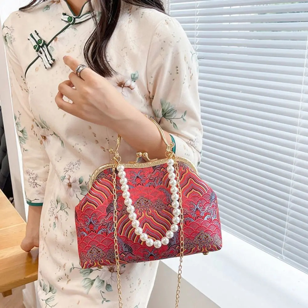 Sweet Embroidery Chinese Style Handbag Pearl Chain Ladies Evening Bags Shoulder Elegant Hanfu Shell Bag Cheongsam Accessories 250614