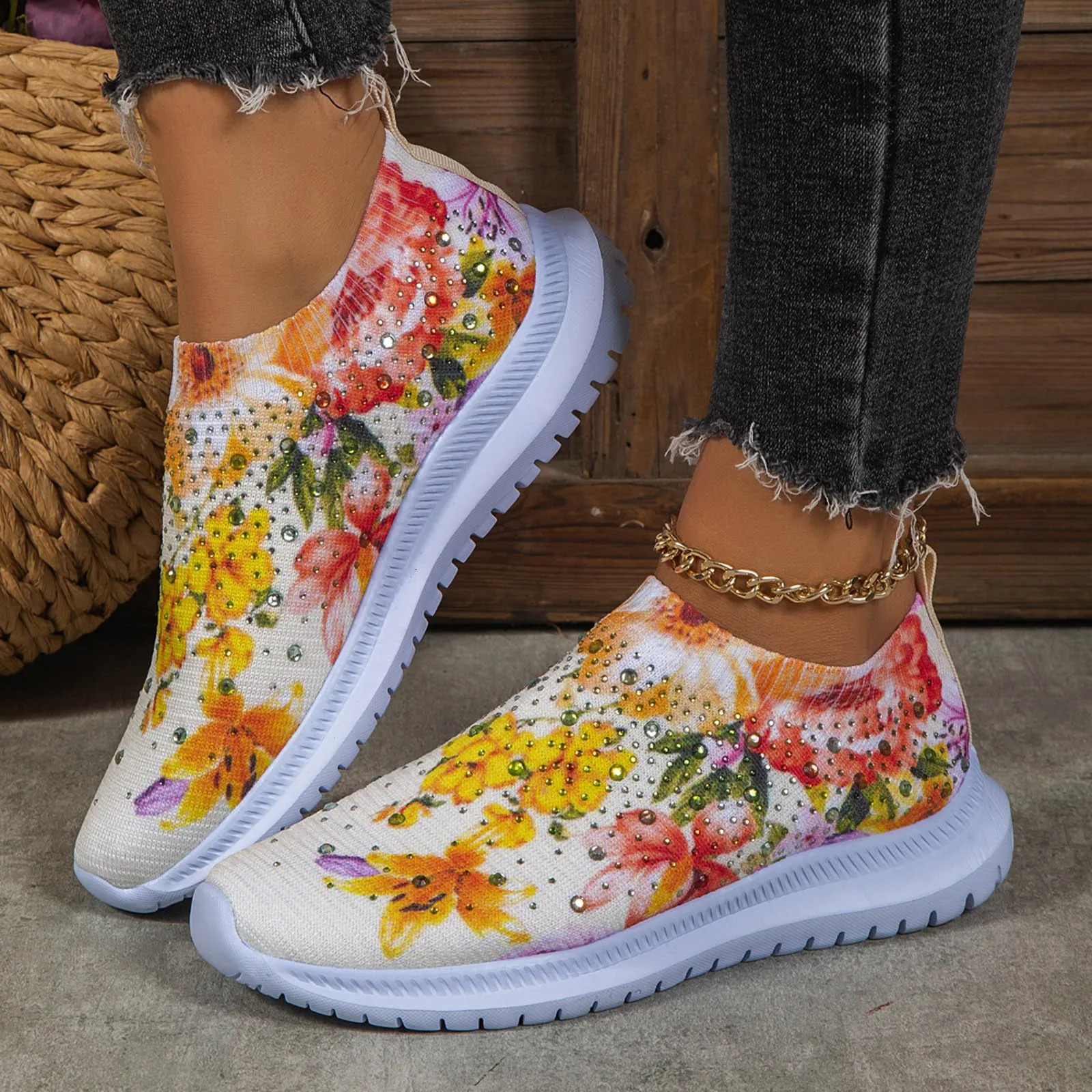 Casual Large Vulcanized Shoes For Women Running Flower Rhinestones Fashion Breathable Vulcanized Shoes Outdoor Hiking Sneakers 250610