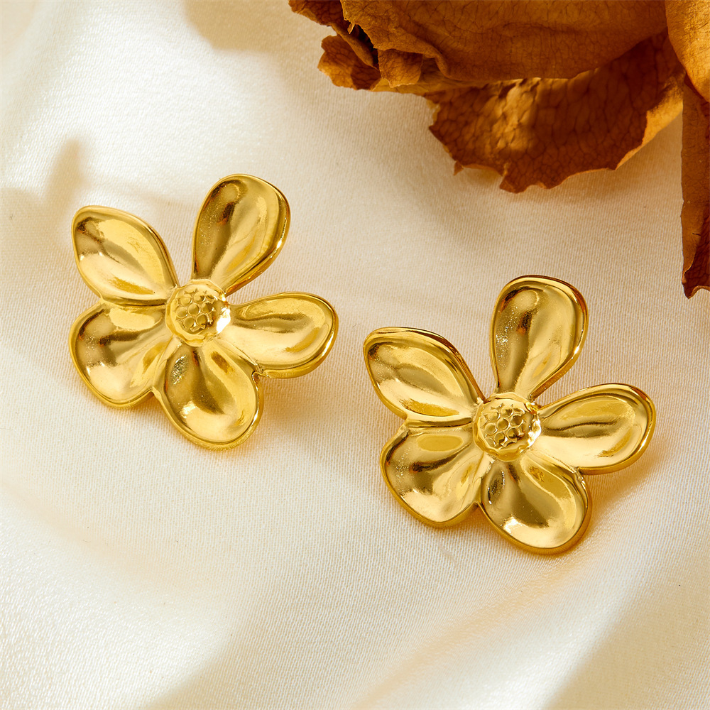 Fashion Light Style Exaggerated Personality Large Flower Earrings for Women Titanium Steel Design High-end Sense Ear Jewelry