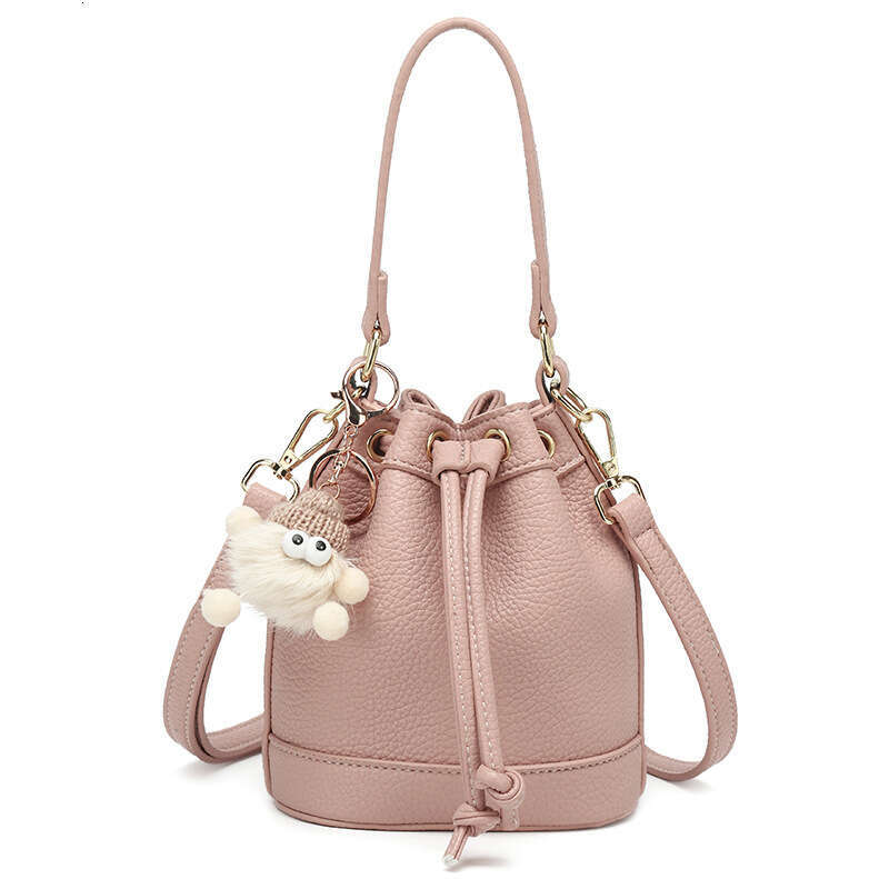 2025 Summer New High-Value Women's Crossbody Casual Shoulder Fashion Bucket Bag