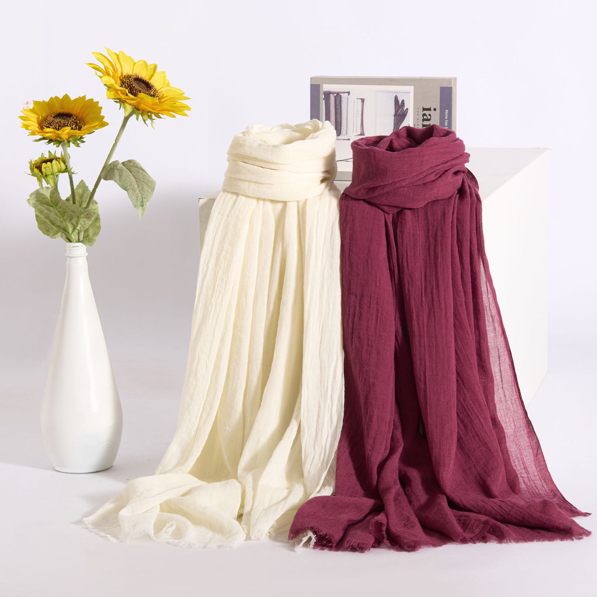 K1026 Spring and summer new European and American color thin scarf high-end women's versatile long air-conditioning shawl sunscreen gauze scarf