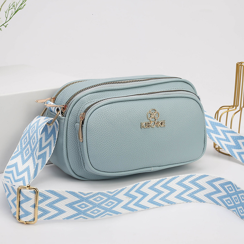 Free Shipping 2025 New Designer Bag High-end Exquisite Trendy Women's Shoulder Bag Casual Boutique Shopping Bag Shoulder Bag