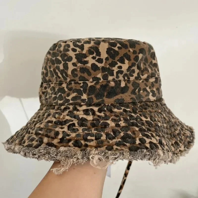 Classic Leopard Print Womens Fisherman Hat Outdoor Foldable Bucket Hat Sun Protection Travel Hiking Fashionable Beach Hat 250610