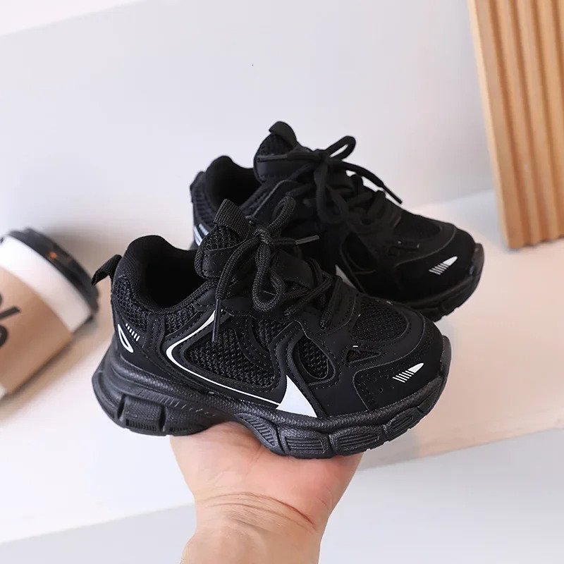 Kids Casual Running Shoes with Thick Soles Boys Girls Fashion Versatile Sports Shoes Children Mesh Breathable Sneakers 250614