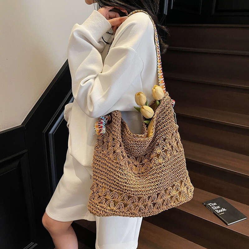 Vacation Beach Straw for Women 2025 New Lazy Style Woven Large Capacity Fashionable Shoulder Underarm Bag