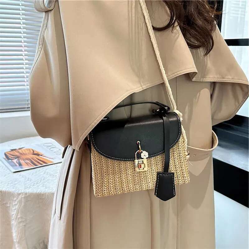 Designer Shoulder Bag Free Shipping New Fashion Comting Small Square Premium Texture Woven Single Crossbody For Womens Free shipping