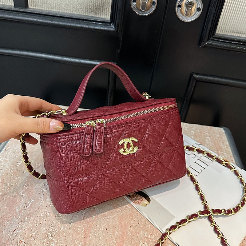 2025 Free Shipping Designer Luxury Women's New Handheld Makeup Box Bag Single Shoulder Cross Shoulder Diamond Grid Chain Handheld Bag white