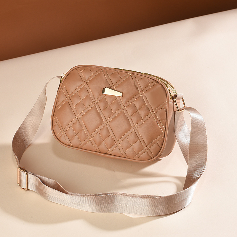 Free Shipping 2025 New Designer Bags Fashionable And High-quality Shopping Bags High-end Quilted Women's Single Shoulder Handbags