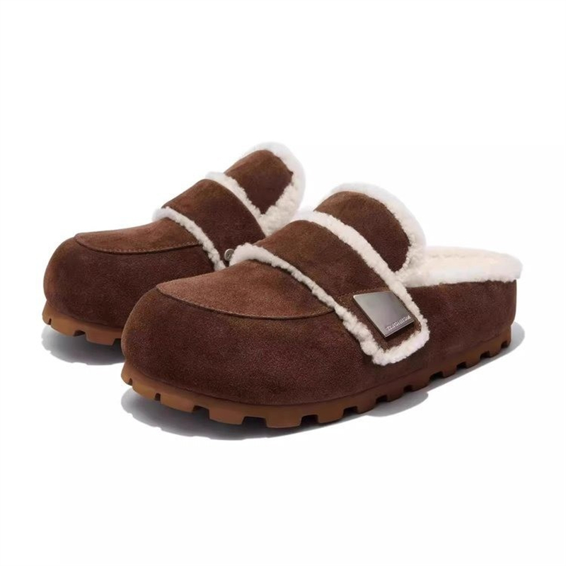 hot free shipping designer slippers for woman winter new Indoor outdoor Snow boots keep warm casual classic Plush sandals