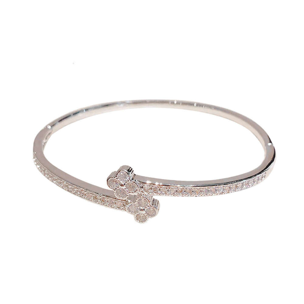 designrt bracelet New Korean Style Clover Bracelet Personality Versatile Inlaid Zircon Square Buckle Bangle with gift box