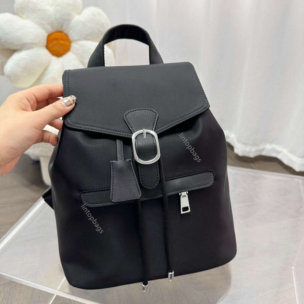 New fashion bag designer men's and women's backpacks nylon cross-body bags messenger bags travel bags solid black shoulder bags minibackpack work Commuter Bag