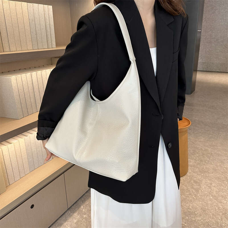 College Student Commuter Tote 2025 Spring Summer New Ins Trendy Fashion Shoulder Versatile Underarm Bag