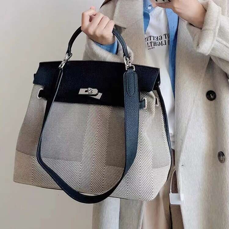 Wide Spliced High-end Strap Canvas for Women 2025 Summer New Large Capacity Single Shoulder Crossbody Bag