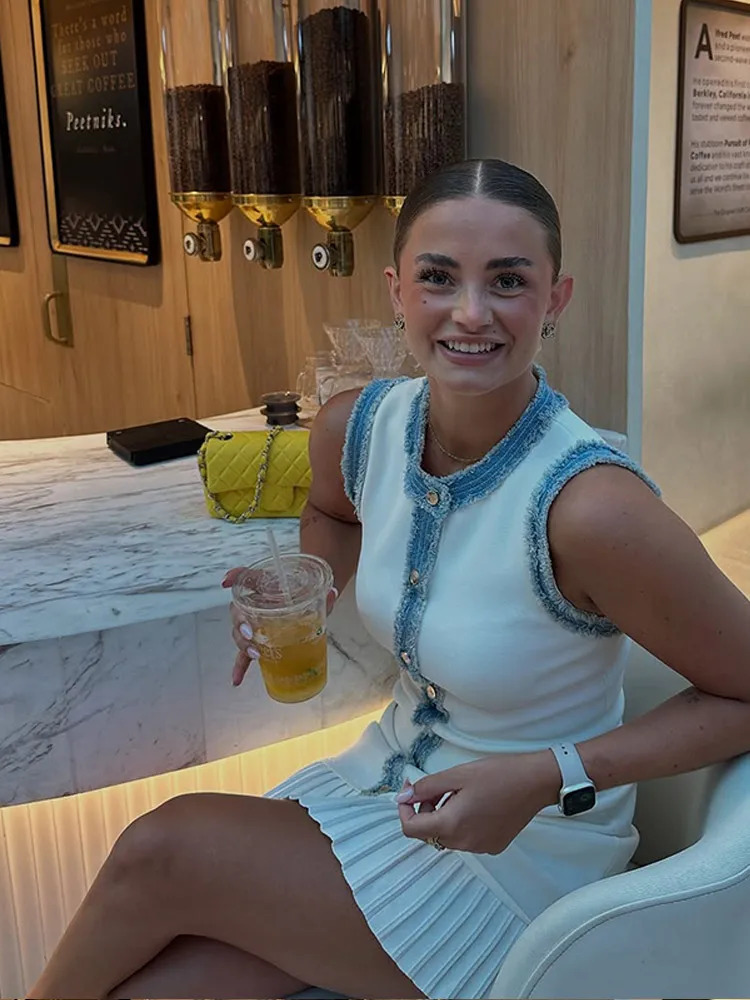 Women Elegant Denim Patchwork Single Breasted Mini Dress Fashion O Neck Sleeveless Single Breasted Vestido Chic Lady Street Wear 250609