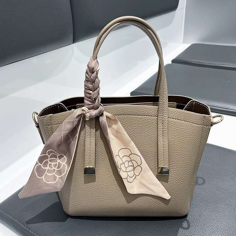 Genuine Leather High-End Handbag Basket for Women 2025 New Large Capacity Commuter Shoulder Crossbody Bag