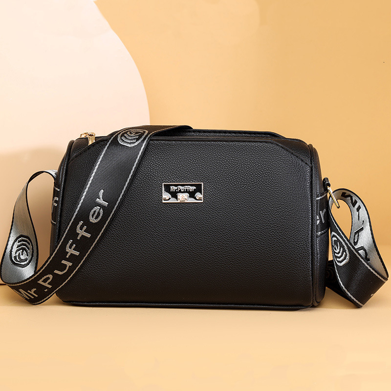 Free Shipping 2025 New Designer Bag High-end Large Capacity Dumpling Handbag Fashionable And Casual High-quality Shopping Bag