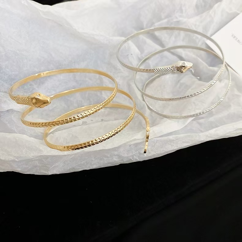 Good Luck Bracelet Designer Ward Off Evil And Keep Peace Bracelets Jewelry Women Multiple Layers Charm Snake Bangle Bijoux Luxe Gift Free shipping