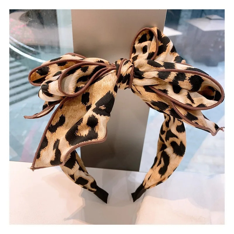 Korean version of the original retrostyle leopard print headband multilayer bow headband fairy series headband accessoriesWomen 250610