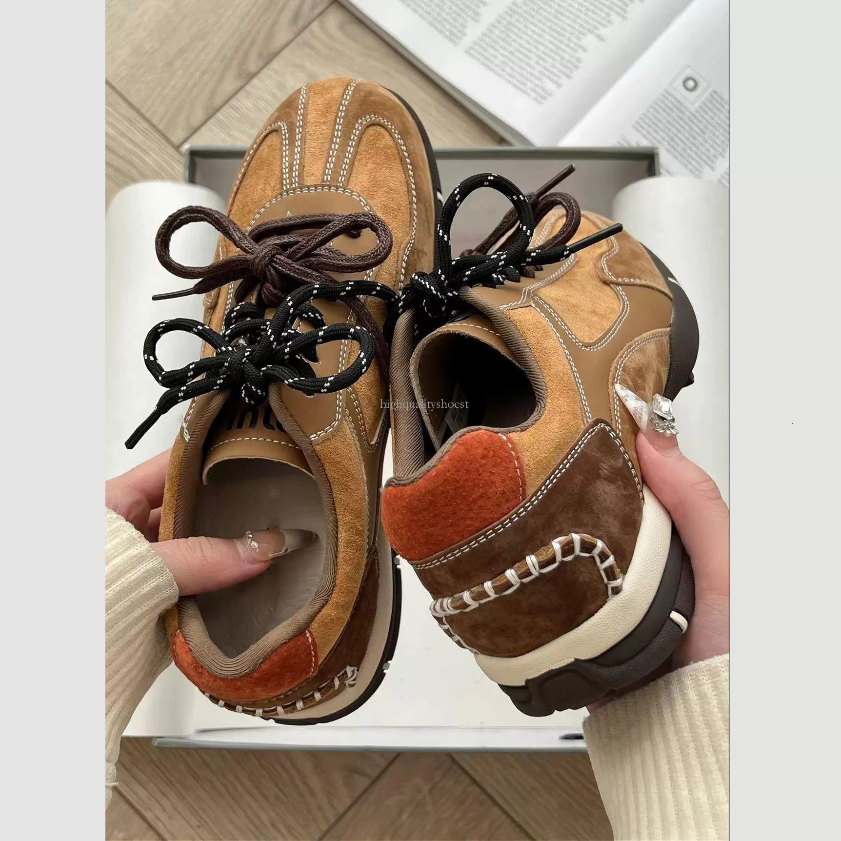 High Quality Cowhide Lightweight Luxury Women s Training Shoes 2025 Spring And Summer Fashion Designer Trend Board Shoes Multifunctional Sports And Le