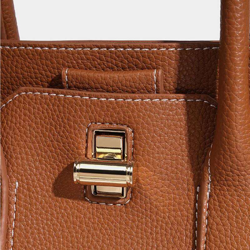 Designer Bag Premium Platinum Fashion Versatile Handbag Women S New Spring And Summer Niche Design Shoulder Crossbody