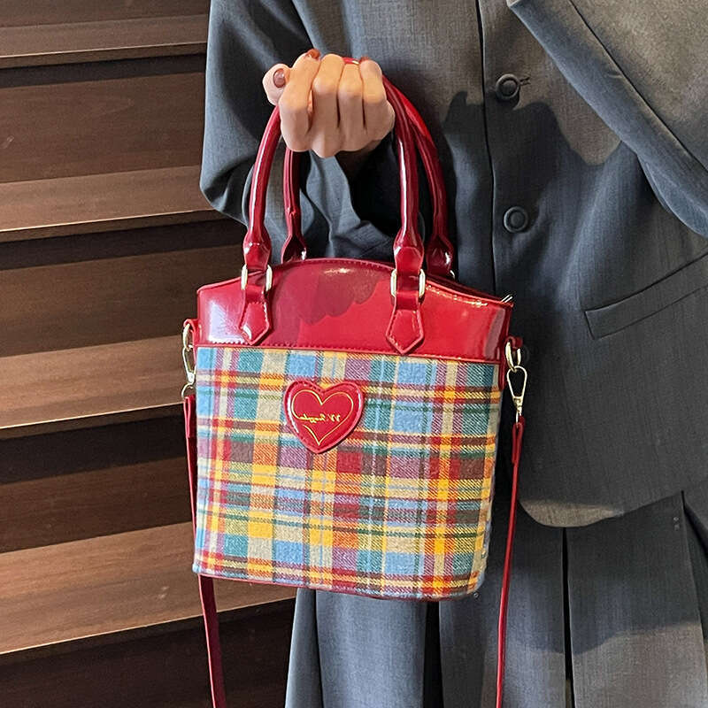 Trendy Color-Block Niche Handbags for Women 2025 New Spring/Summer Versatile Crossbody Fashionable Tote Bucket Bags