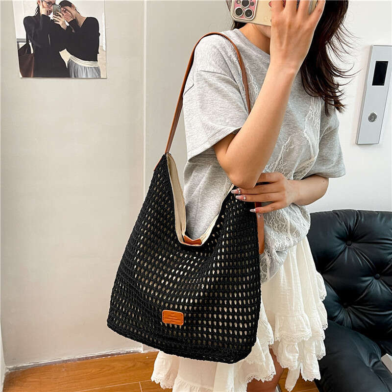 2025 Summer New Hollow Knit Large Capacity Beach Vacation Straw Casual Commuter Tote Bag