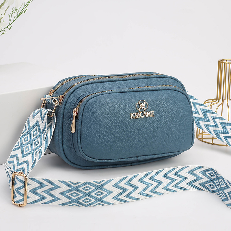 Free Shipping 2025 New Designer Bag High-end Exquisite Trendy Women's Shoulder Bag Casual Boutique Shopping Bag Shoulder Bag