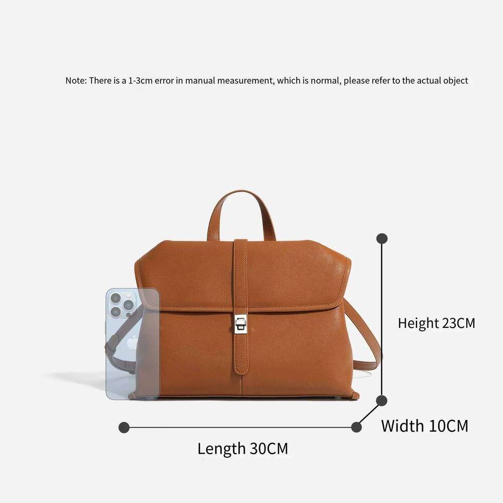 Single shoulder 2025 new early autumn senior two layer cowhide large capacity commuter hand crossbody women's bag