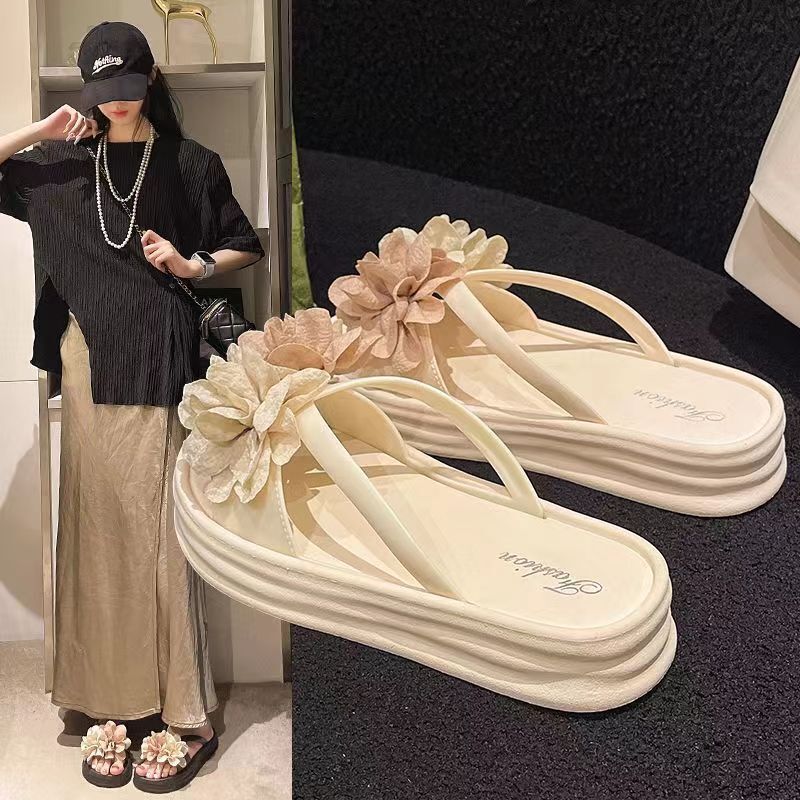 Fashionable fairy flower slippers with thick sole and soft sole, one-piece shoes for summer, new women's designer sandals, outdoor beach slippers